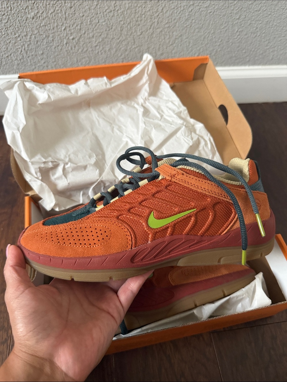 Nike SB Vertebrae Dark Russet Desert Orange Skate Shoes FZ4878-200 
Size 5.5 New